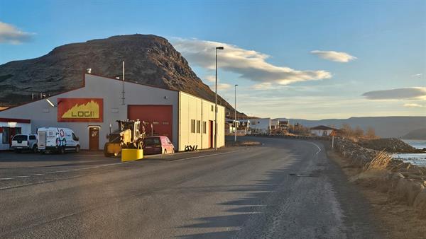 2. Logi - Aðalstræti 112.jpg